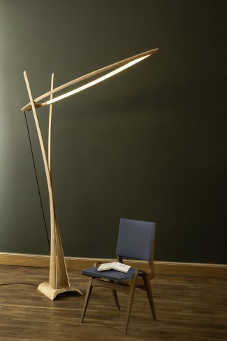 Lampadaire bois épuré