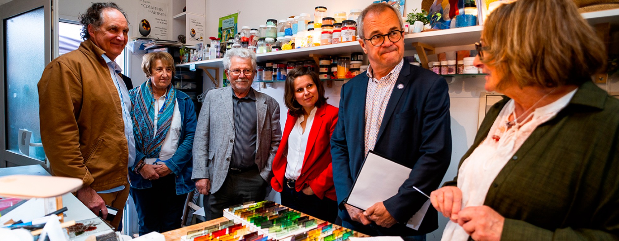 Remise de diplôme de maître artisan d'art à Catherine Marchal, vitrailliste