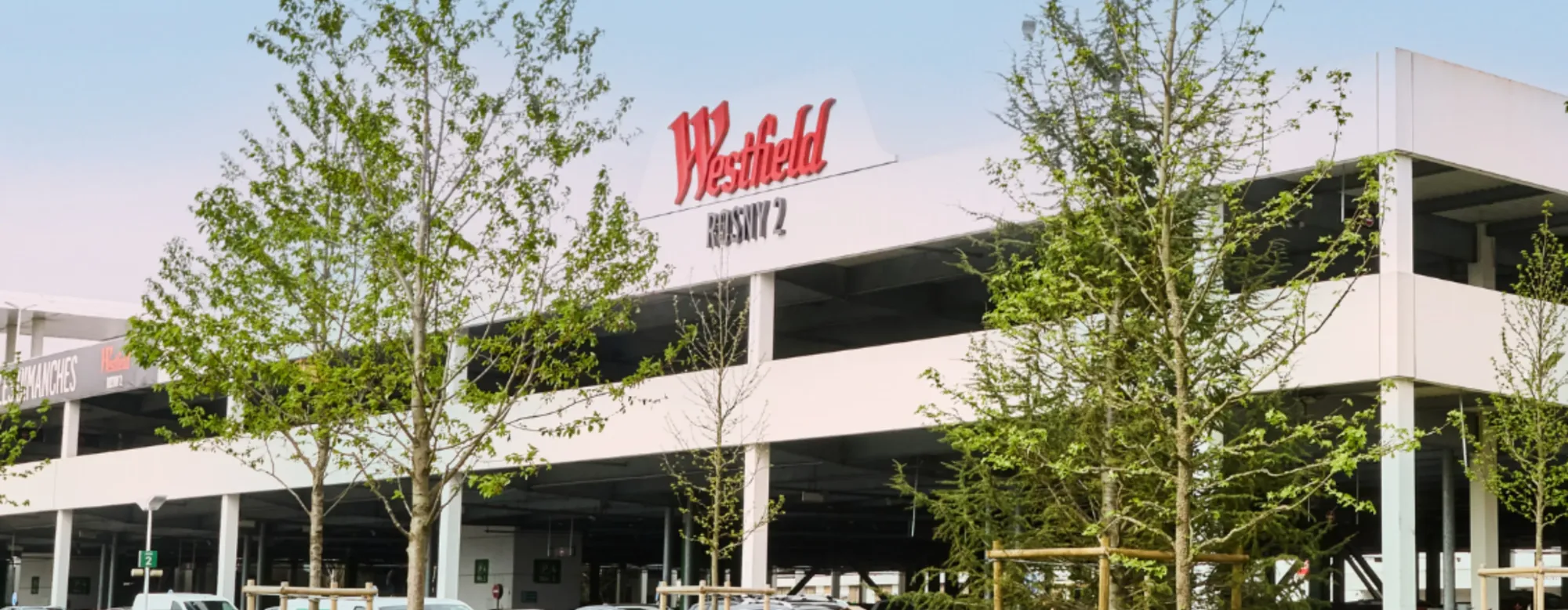 Devanture du centre commercial Westfield Rosny 2