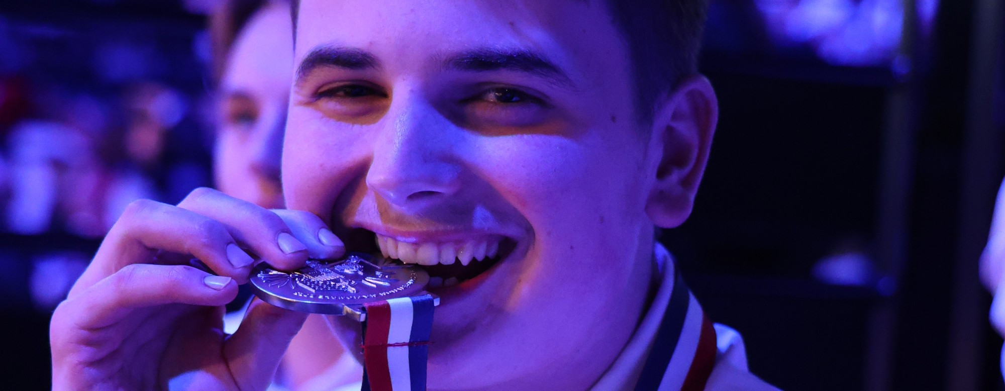 lilyan avec sa médaille