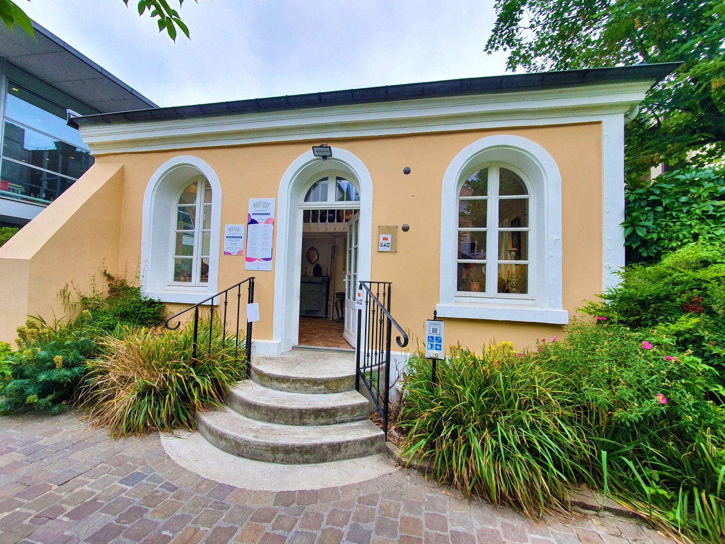 Boutique éphémère Rueil (place Tranape)